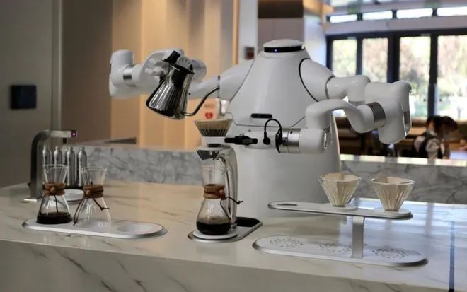 GGII:一季度中國(guó)工業(yè)機(jī)器人銷量約為7.5萬(wàn)臺(tái) 同比增長(zhǎng)約11.7%